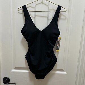 TYR Women's One Piece Swimsuit Size S Black UPF 50 Protection Control Fit (NEW)
